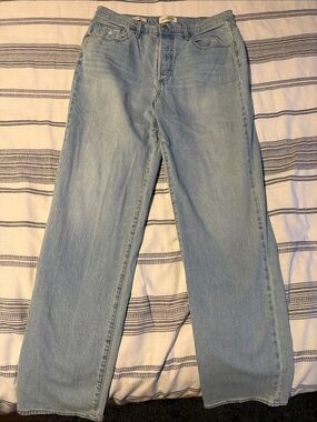 Universal Thread Straight Leg Jeans